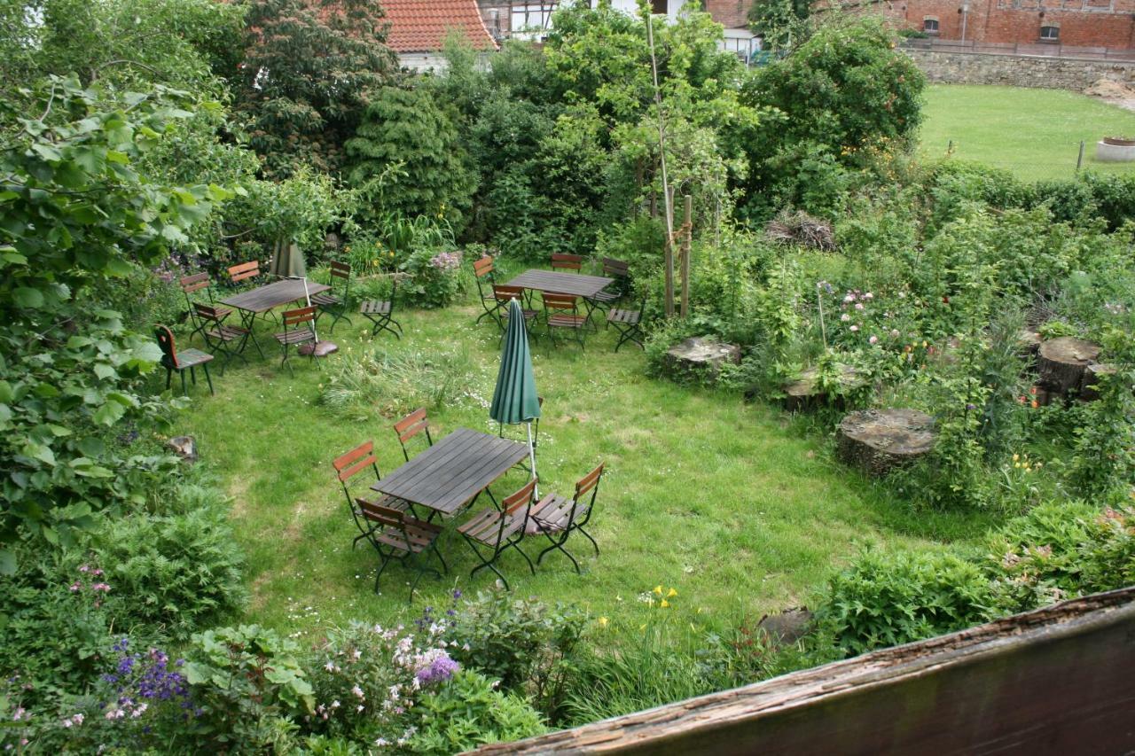 Apartments Cafe Brennnessel Veltheim Eksteriør billede